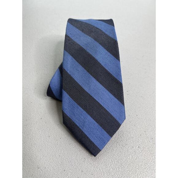 Joseph Abboud Blue, Gray/Black Striped Pattern Silk Blend Designer Tie - Picture 1 of 7